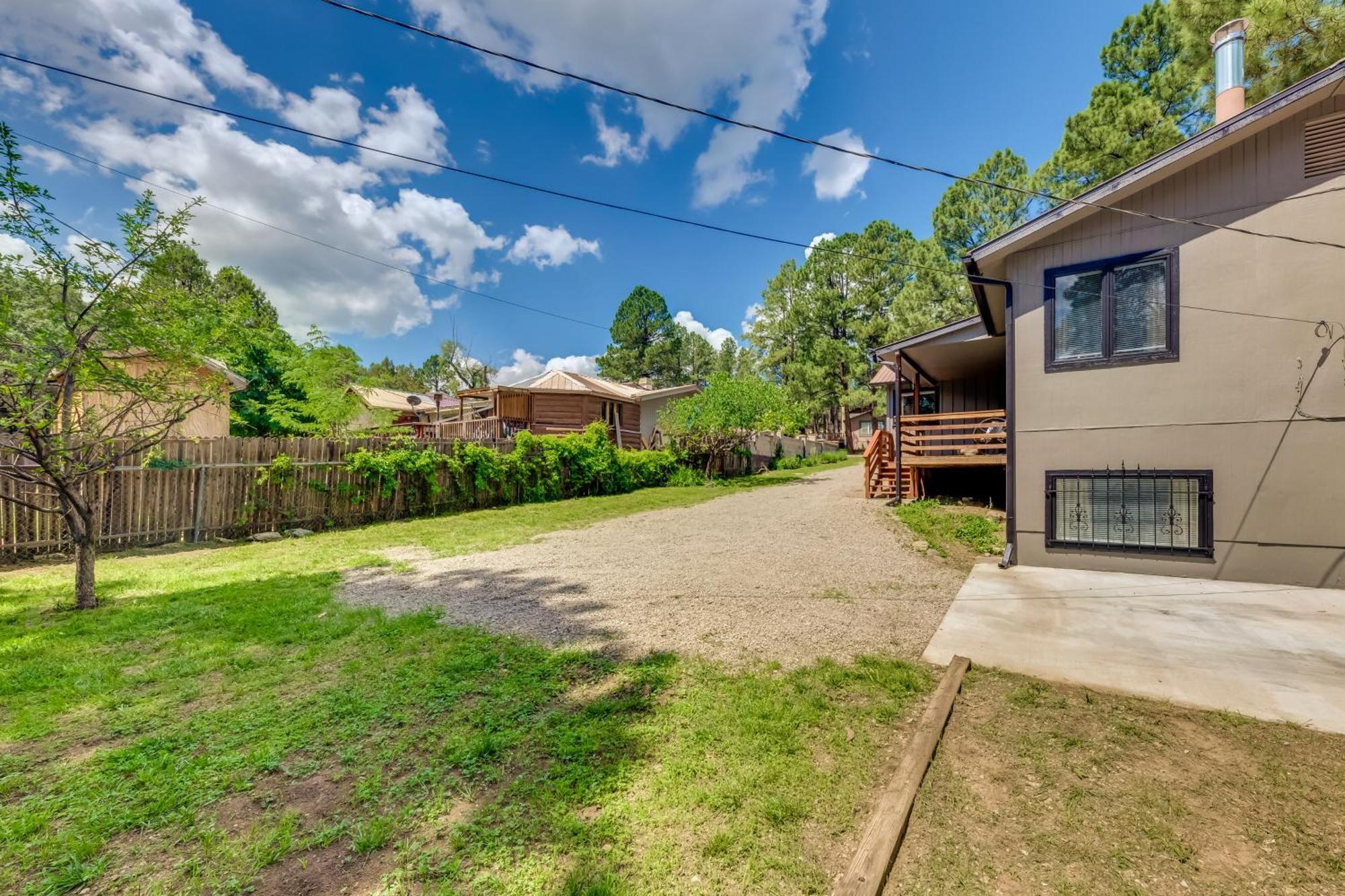 Ruidoso Home With Patio, Walk To Restaurants! Eksteriør billede