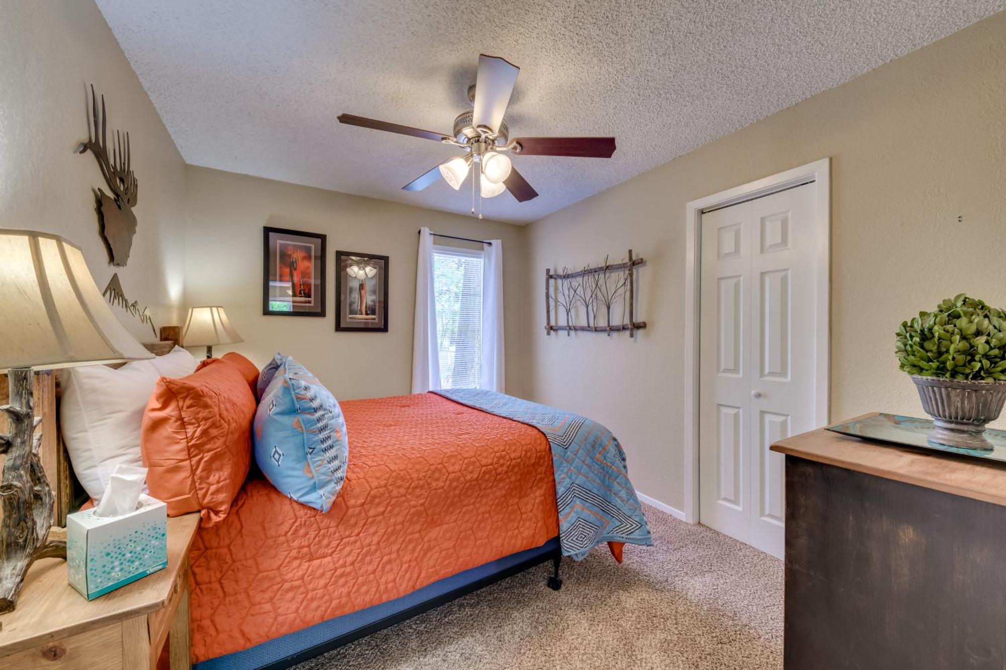 Ruidoso Home With Patio, Walk To Restaurants! Eksteriør billede