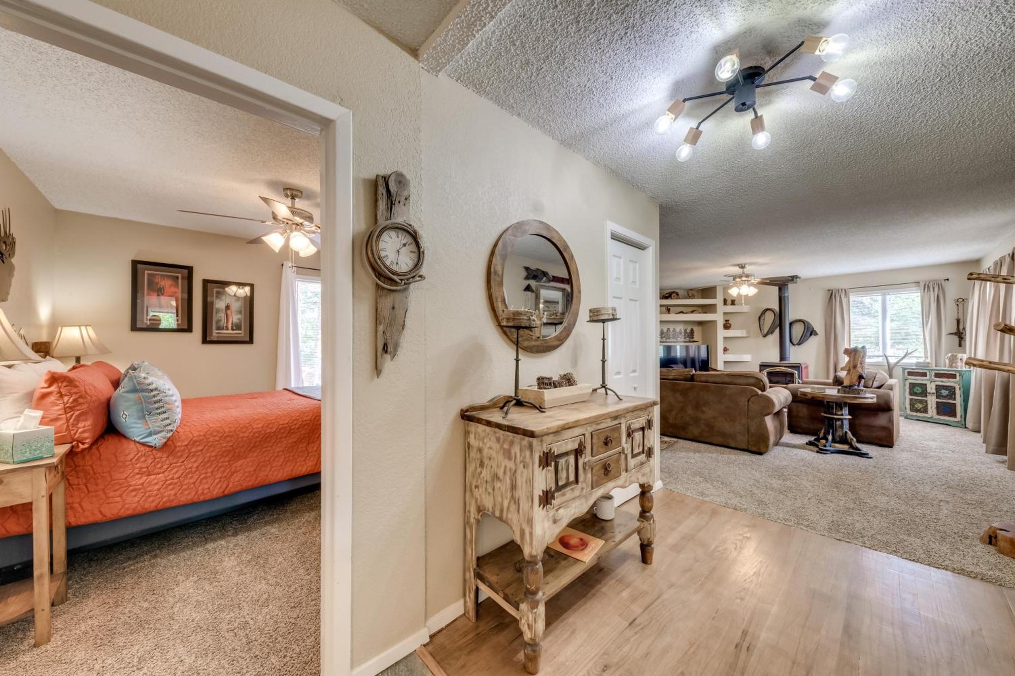 Ruidoso Home With Patio, Walk To Restaurants! Eksteriør billede
